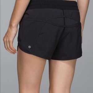 Lululemon 4” Tracker Shorts Black